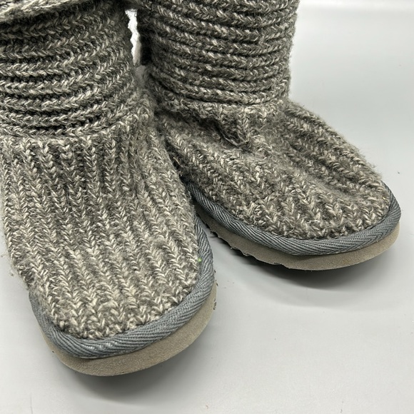 Classic gray cardy sweater knit ugg boots sz 7 - Picture 6 of 9